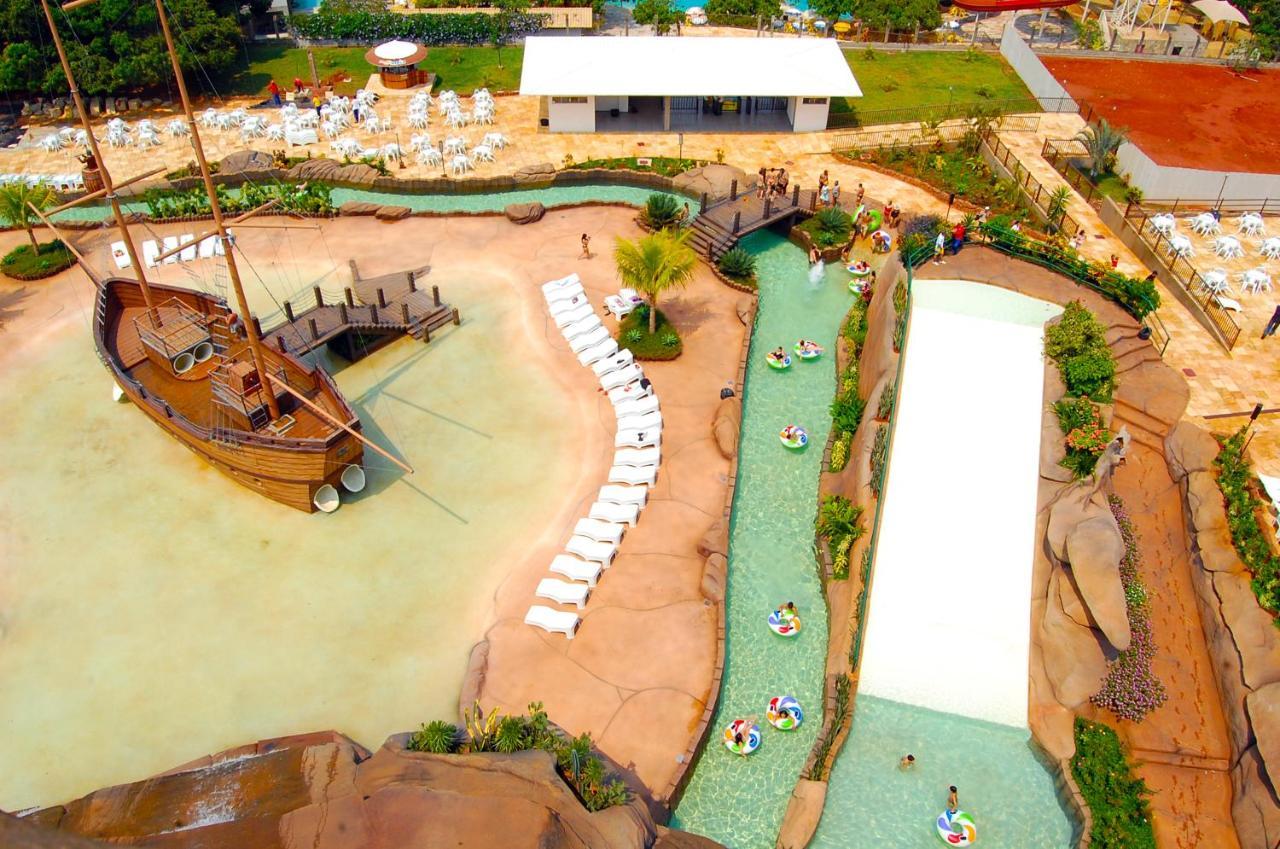 Imperio Com 1 Dia No Acqua Park Apartment Caldas Novas